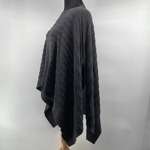 Lululemon Forward Flow Poncho Cape dark gray cozy soft warm yak cotton one size - Picture 5 of 9